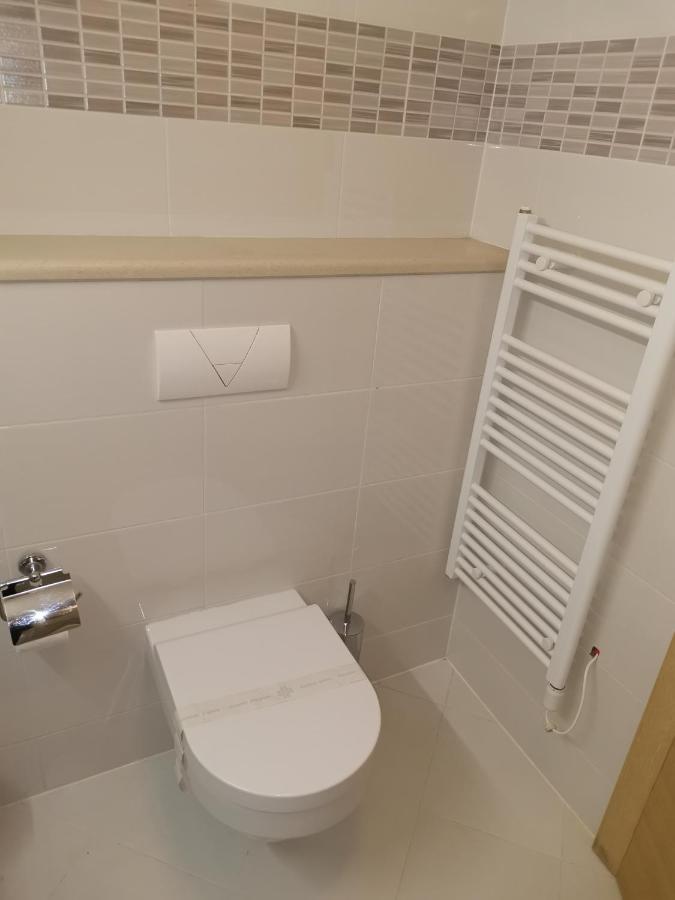 Hotel Quercus Drvenik  Luaran gambar