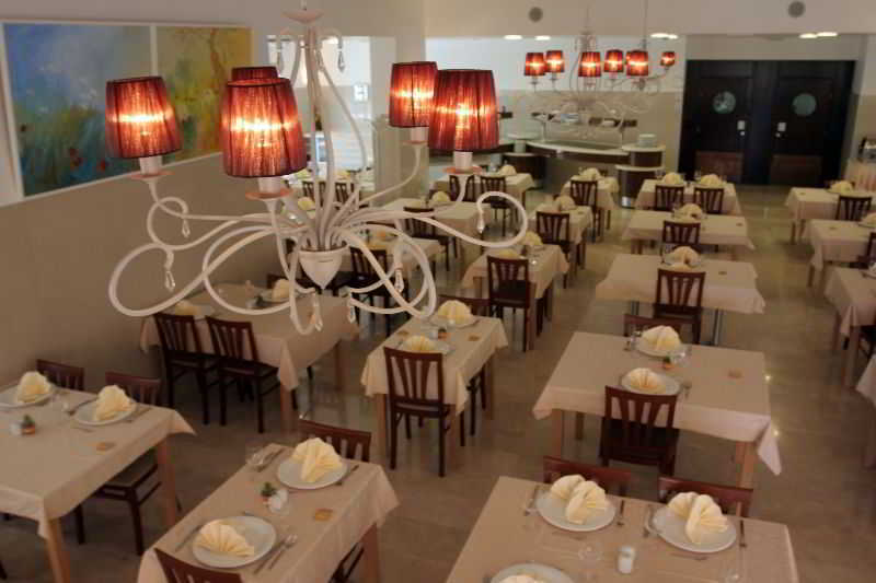 Hotel Quercus Drvenik  Luaran gambar