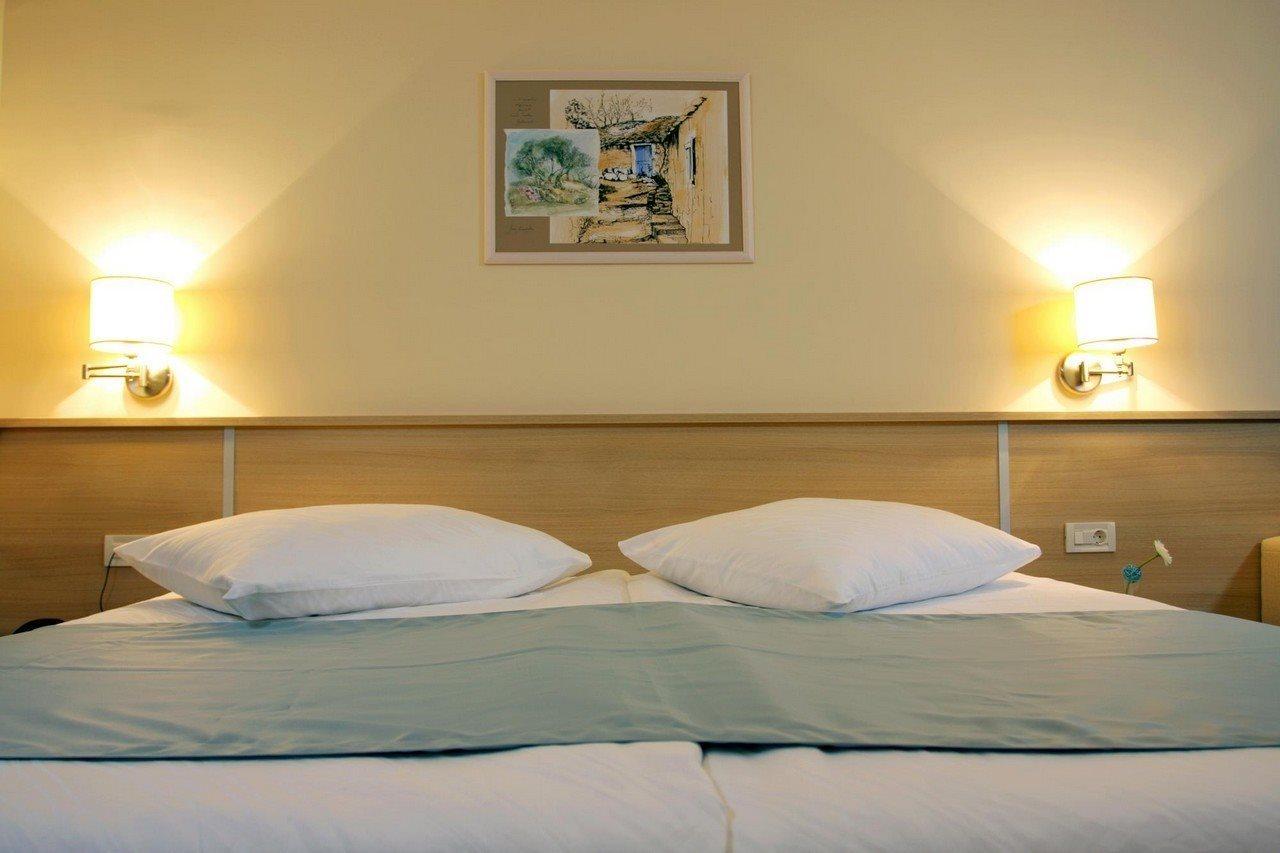 Hotel Quercus Drvenik  Luaran gambar