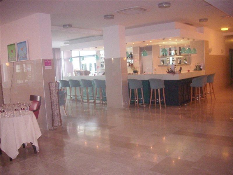Hotel Quercus Drvenik  Luaran gambar