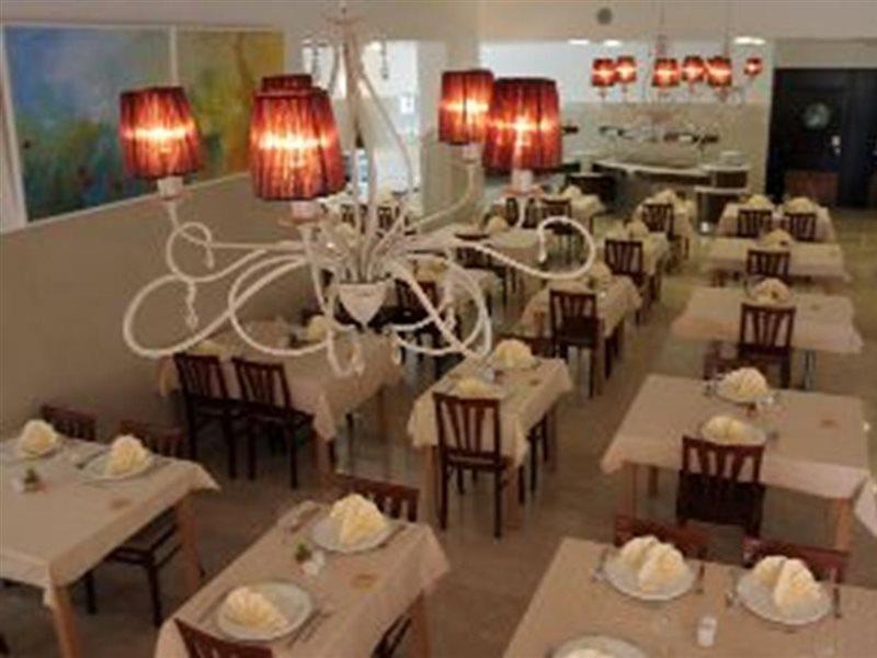 Hotel Quercus Drvenik  Luaran gambar