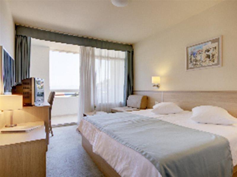 Hotel Quercus Drvenik  Luaran gambar